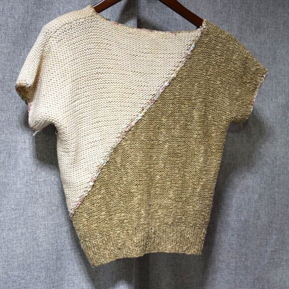 Handmade Two-Tone Knit Short Sleeve Sweater Top - Picture 3 of 3